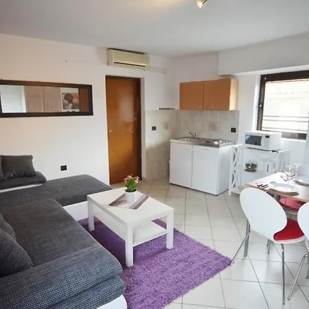 Apartamento One-bedroom In Iii *